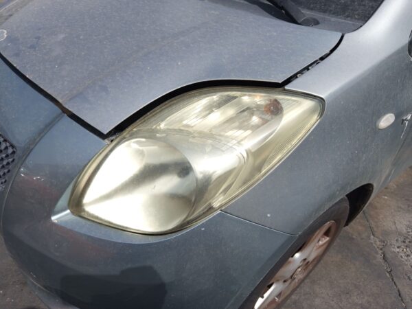 FARO IZQUIERDO TOYOTA YARIS (KSP9/SCP9/NLP9)