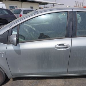 PUERTA DELANTERA IZQUIERDA TOYOTA YARIS (KSP9/SCP9/NLP9)