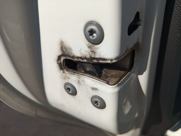 CERRADURA PUERTA TRASERA IZQUIERDA TOYOTA AYGO (KGB/WNB)