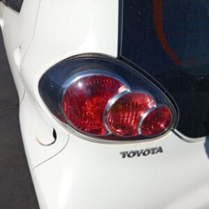 PILOTO TRASERO IZQUIERDO TOYOTA AYGO (KGB/WNB)