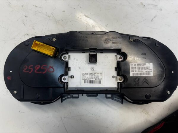 CUADRO INSTRUMENTOS PEUGEOT 5008