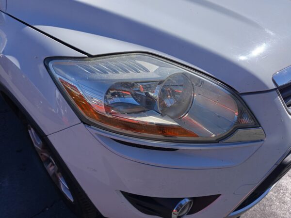 FARO DERECHO FORD KUGA (CBV)