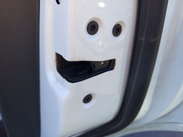 CERRADURA PUERTA TRASERA DERECHA FORD KUGA (CBV)
