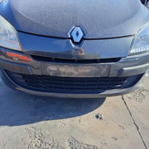 PARAGOLPES DELANTERO RENAULT MEGANE III BERLINA 5P
