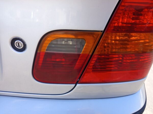 PILOTO TRASERO DERECHO INTERIOR BMW SERIE 3 BERLINA (E46)