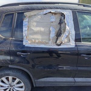 PUERTA TRASERA DERECHA VOLKSWAGEN TIGUAN (5N2)