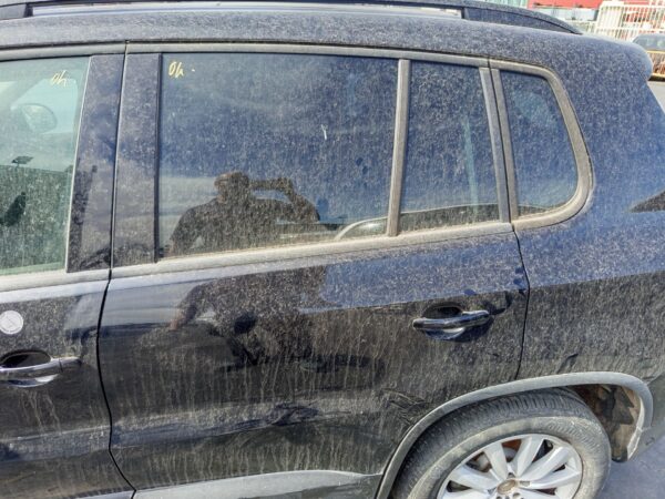 PUERTA TRASERA IZQUIERDA VOLKSWAGEN TIGUAN (5N2)