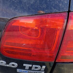 PILOTO TRASERO DERECHO INTERIOR VOLKSWAGEN TIGUAN (5N2)