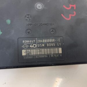 CAJA RELES / FUSIBLES RENAULT MEGANE III BERLINA 5P