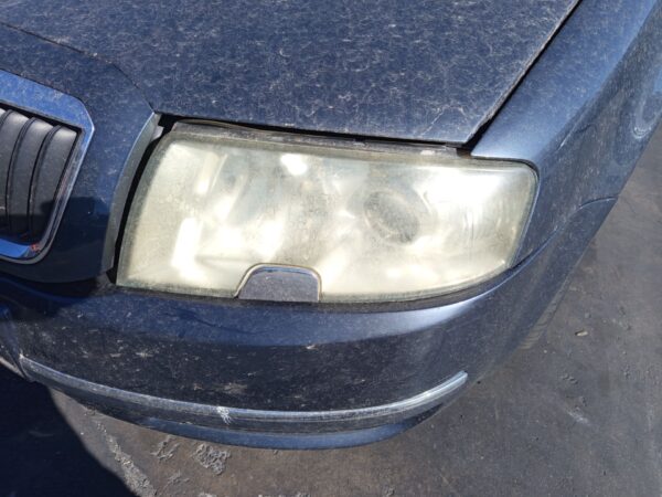 FARO IZQUIERDO SKODA SUPERB (3U4)