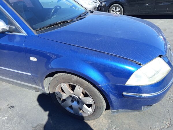 ALETA DELANTERA DERECHA VOLKSWAGEN PASSAT BERLINA (3B3)