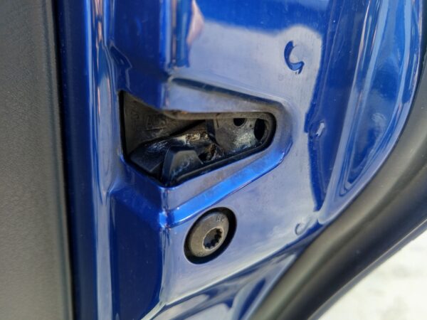 CERRADURA PUERTA TRASERA DERECHA VOLKSWAGEN PASSAT BERLINA (3B3)
