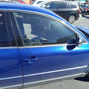 PUERTA DELANTERA DERECHA VOLKSWAGEN PASSAT BERLINA (3B3)