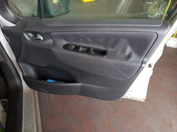ELEVALUNAS DELANTERO DERECHO PEUGEOT 207