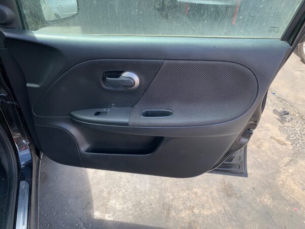 ELEVALUNAS DELANTERO DERECHO NISSAN NOTE (E11E)