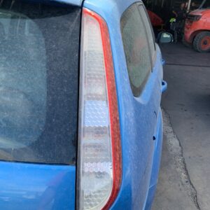 PILOTO TRASERO DERECHO FORD FOCUS BERLINA (CAP)