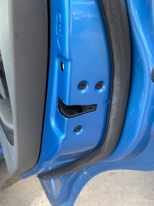 CERRADURA PUERTA TRASERA DERECHA FORD FOCUS BERLINA (CAP)