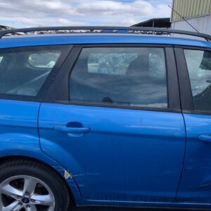 PUERTA TRASERA DERECHA FORD FOCUS BERLINA (CAP)