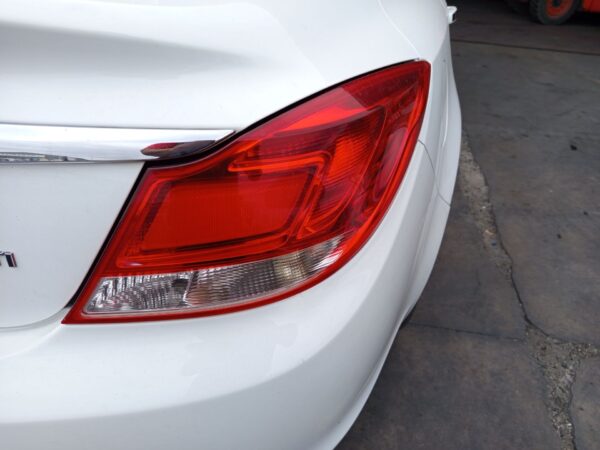 PILOTO TRASERO DERECHO OPEL INSIGNIA BERLINA