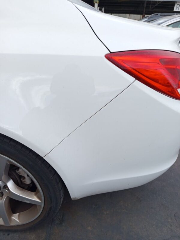 PARAGOLPES TRASERO OPEL INSIGNIA BERLINA