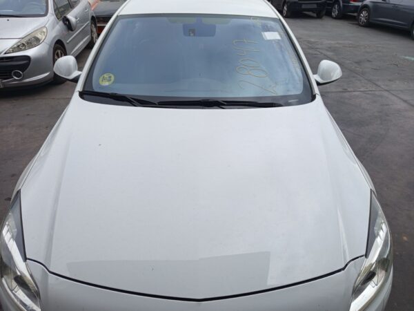 CAPO OPEL INSIGNIA BERLINA