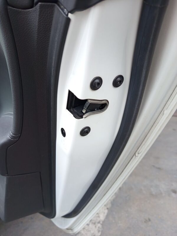 CERRADURA PUERTA TRASERA DERECHA OPEL INSIGNIA BERLINA