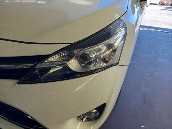 FARO IZQUIERDO TOYOTA VERSO (AUR2/ZGR2)