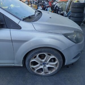 ALETA DELANTERA DERECHA FORD FOCUS BERLINA (CB4)