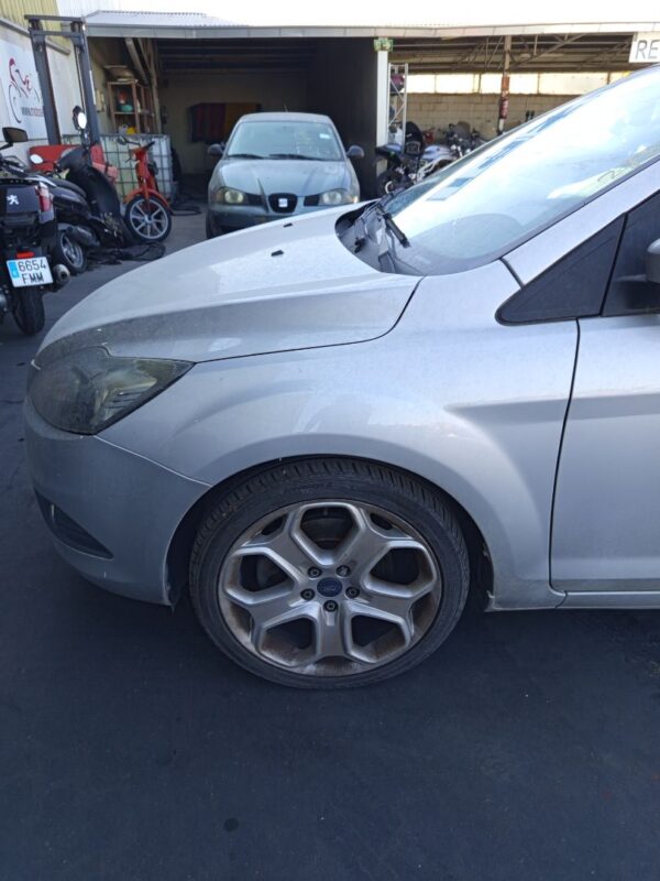 ALETA DELANTERA IZQUIERDA FORD FOCUS BERLINA (CB4)