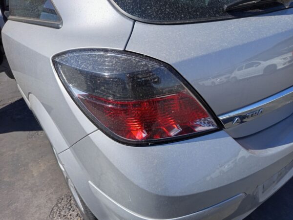 PILOTO TRASERO IZQUIERDO OPEL ASTRA H GTC