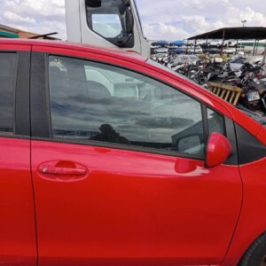 PUERTA DELANTERA DERECHA TOYOTA YARIS (KSP9/SCP9/NLP9)