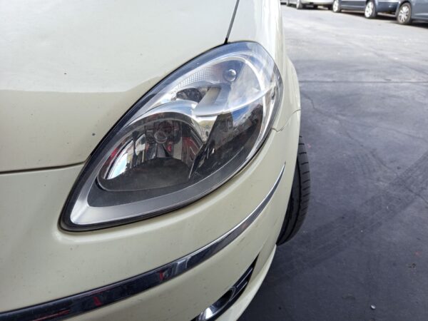 FARO IZQUIERDO LANCIA MUSA (184)