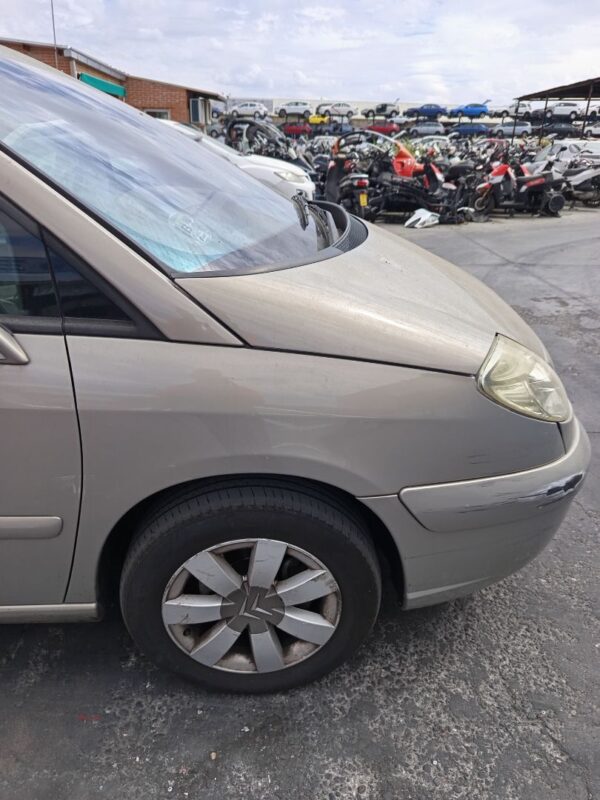 ALETA DELANTERA DERECHA CITROEN C8