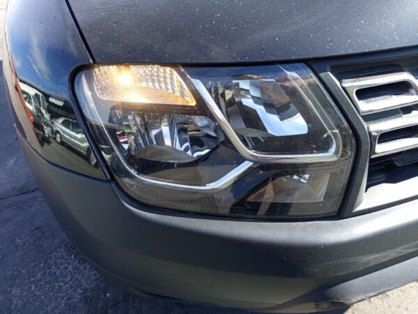 FARO DERECHO DACIA DUSTER I
