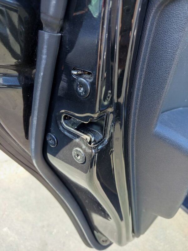 CERRADURA PUERTA TRASERA IZQUIERDA DACIA DUSTER I