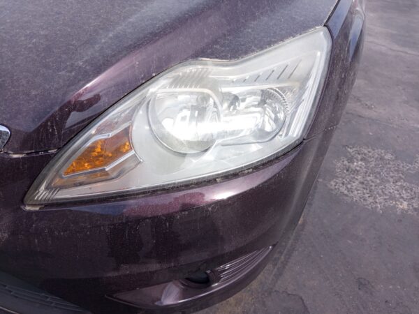 FARO IZQUIERDO FORD FOCUS BERLINA (CB4)
