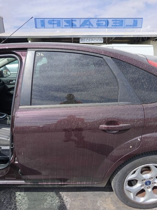 PUERTA TRASERA IZQUIERDA FORD FOCUS BERLINA (CB4)