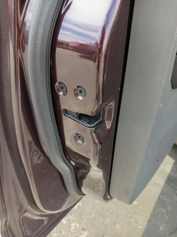 CERRADURA PUERTA TRASERA IZQUIERDA FORD FOCUS BERLINA (CB4)