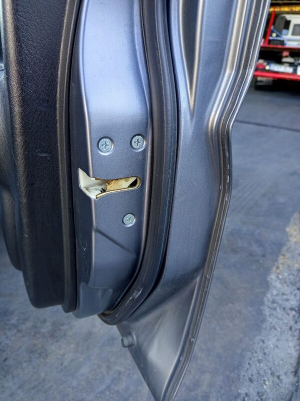CERRADURA PUERTA DELANTERA DERECHA HONDA HR-V (GH)