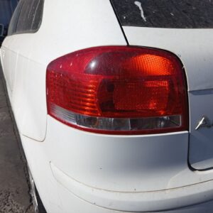 PILOTO TRASERO IZQUIERDO AUDI A3 (8P1)