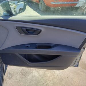 ELEVALUNAS DELANTERO DERECHO SEAT LEON (5F1)