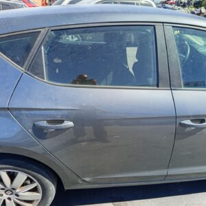PUERTA TRASERA DERECHA SEAT LEON (5F1)