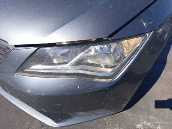 FARO IZQUIERDO SEAT LEON (5F1)