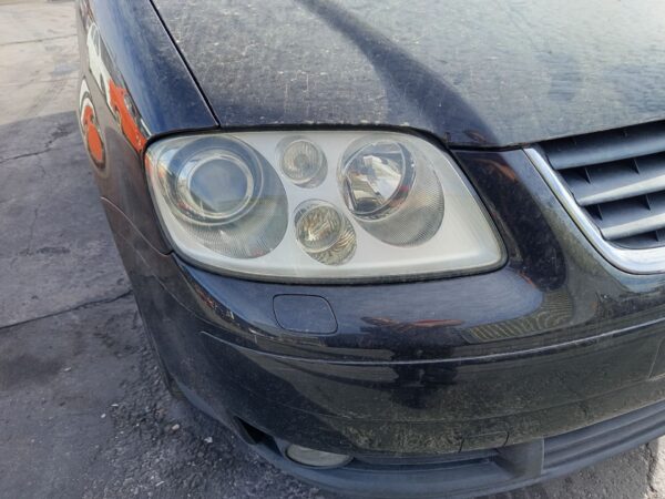 FARO DERECHO VOLKSWAGEN TOURAN (1T1)