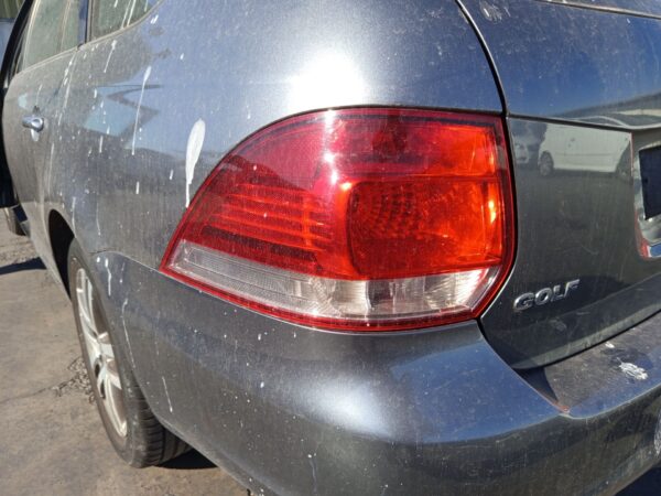 PILOTO TRASERO IZQUIERDO VOLKSWAGEN GOLF VI VARIANT (AJ5)