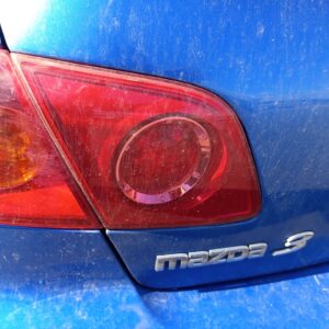 PILOTO TRASERO IZQUIERDO INTERIOR MAZDA 3 BERLINA (BK)