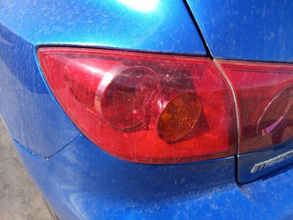PILOTO TRASERO IZQUIERDO MAZDA 3 BERLINA (BK)