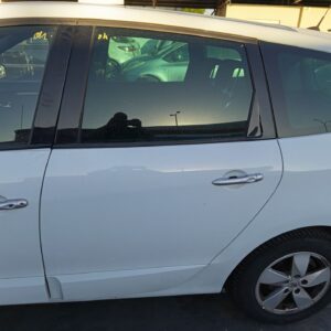 PUERTA TRASERA IZQUIERDA RENAULT SCENIC III (JZ)