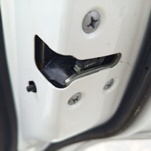 CERRADURA PUERTA TRASERA DERECHA