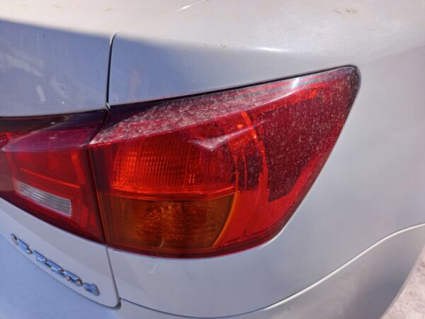 PILOTO TRASERO DERECHO LEXUS IS (DS2/IS2)